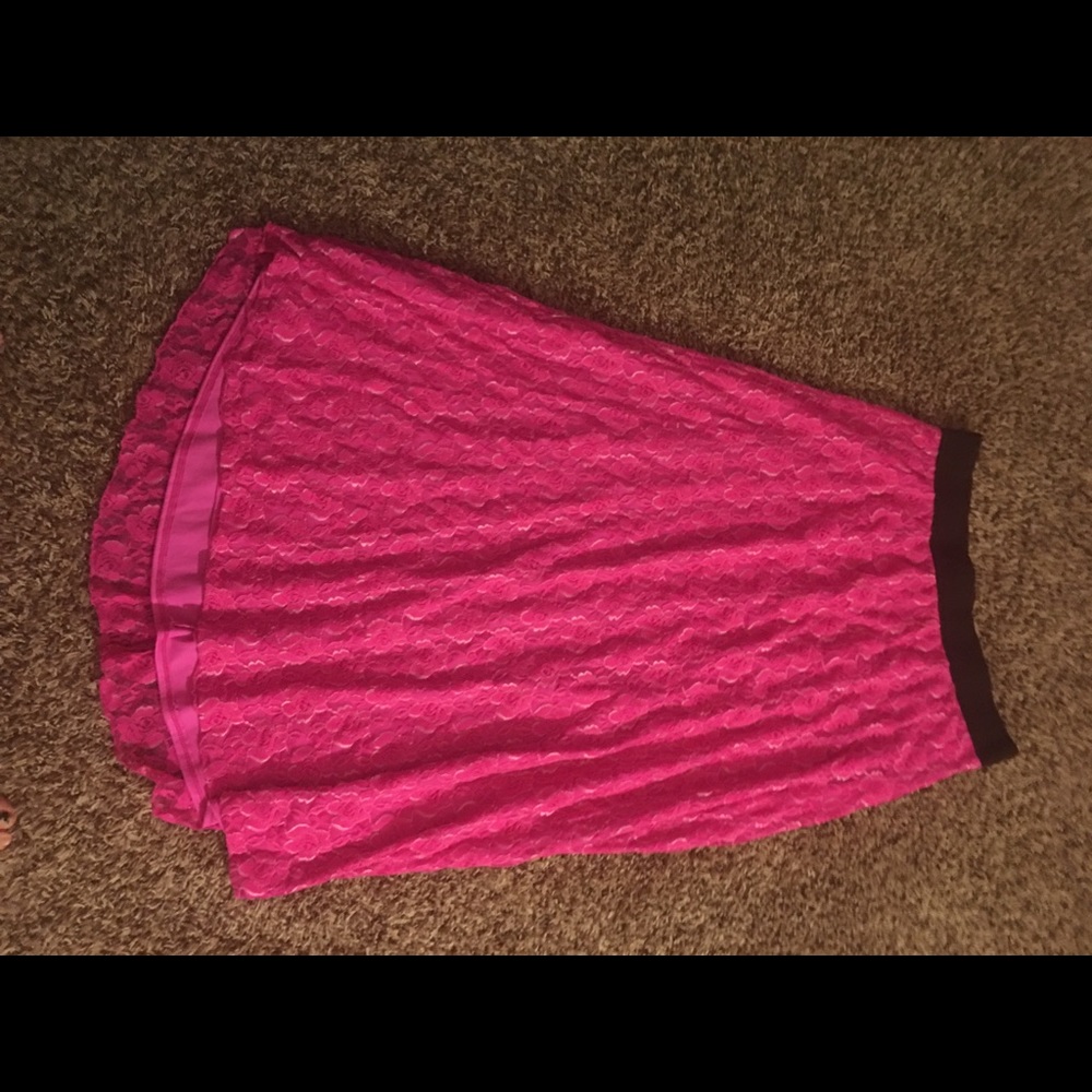 2XL Lucy Neon Pink Lace